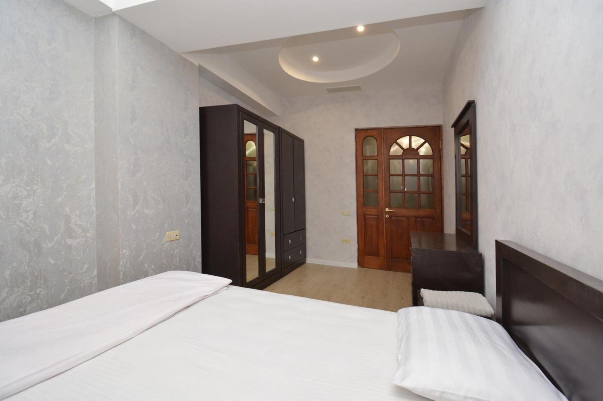 Apartment In Abovyan Street, Erivan Exterior foto